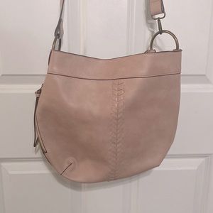 🌸 2/$10 Soft pink crossbody bag